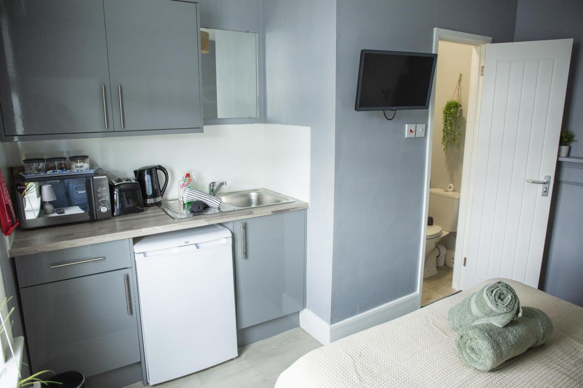 34 Evesham Road - Double Rooms Shottery Room photo